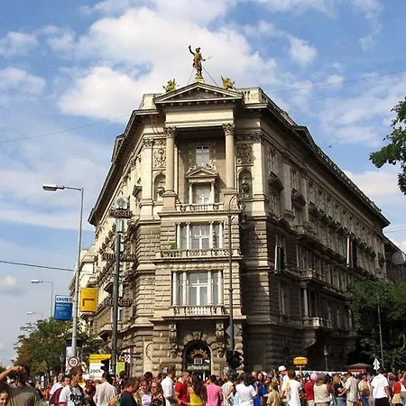 Play Apartment Budapest